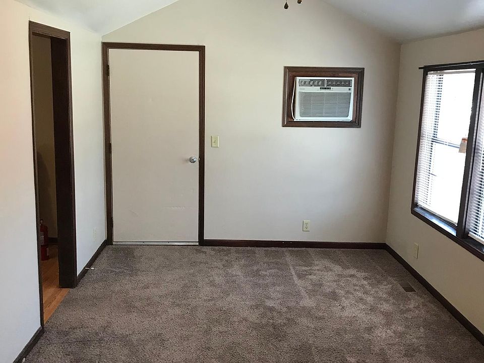 2nd image of 5124 Booth Ave