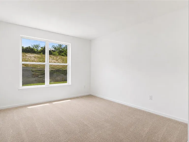 309 Hill Rd — Photo 10