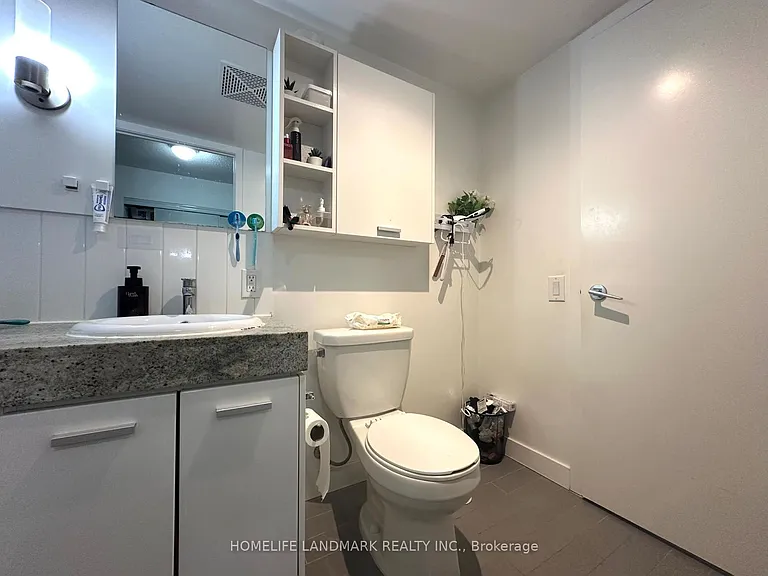 29 Singer Ct #703 — Photo 13