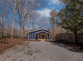 450 Crestwood Dr, Salem, SC 29676