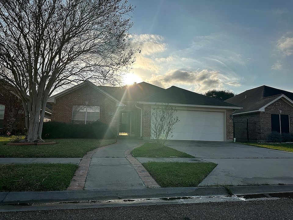 1st image of 119 Zephyr Dr