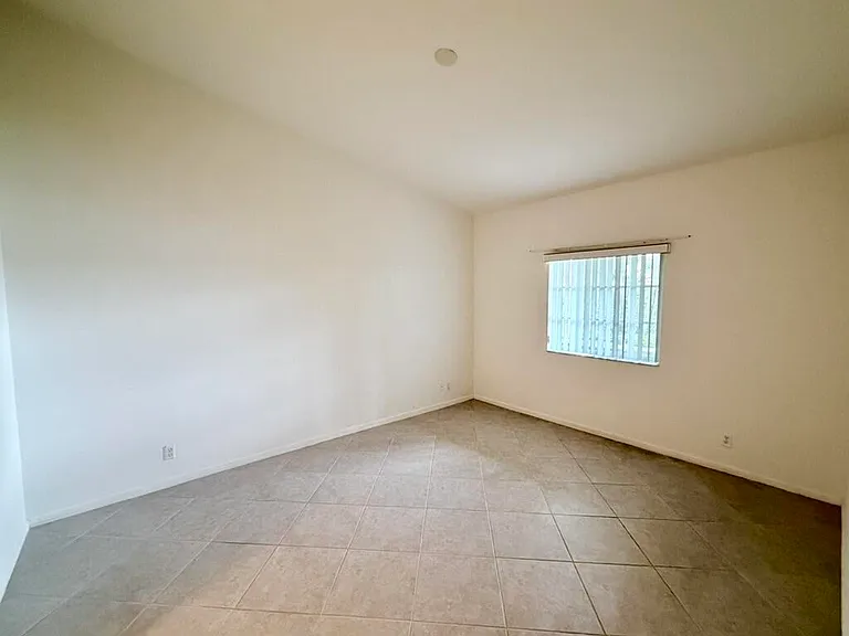 9766 Galleon Dr — Photo 12