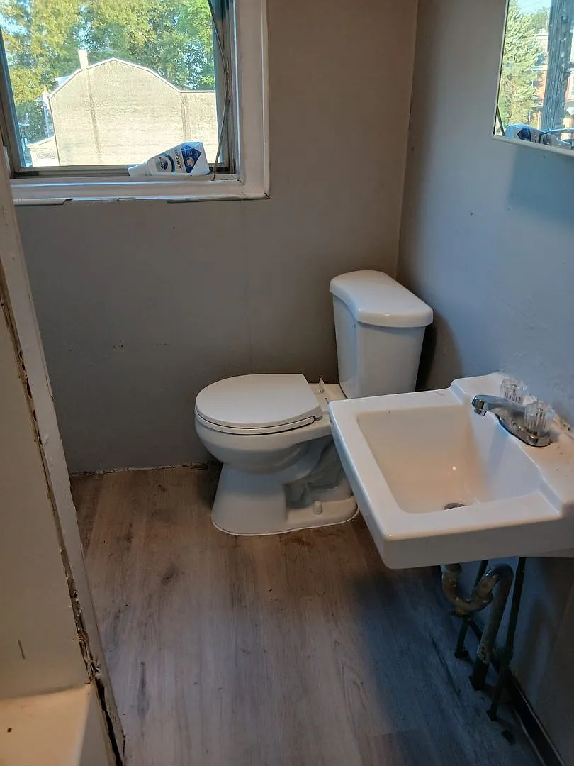 1688 Harrison St — Photo 1