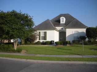 10500 Hillmont Ave, Baton Rouge, LA 70810