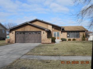 13042 Woodland Dr, Homer Glen, IL 60491