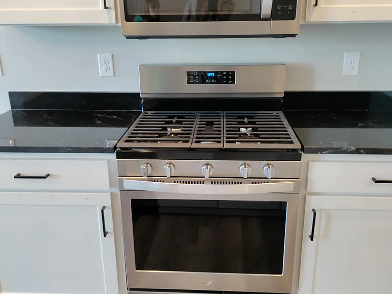 Cooktop and Stove