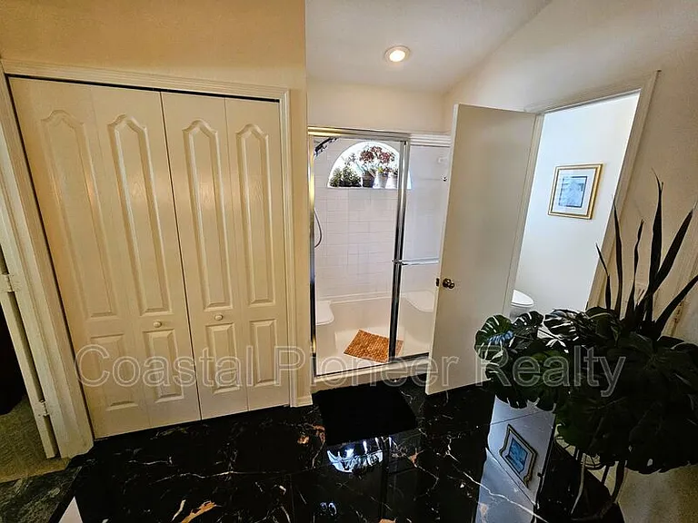 4521 Gulfwinds Dr — Photo 18