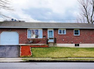 1979 Bathgate Rd, Bethlehem, PA 18018