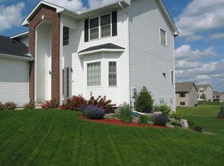 13944 Starlite Dr, Rogers, MN 55374