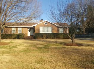 321 Holly Dr, Spartanburg, SC 29301