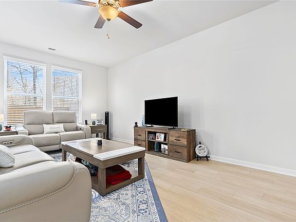 4th image of 3383 Alana Ct