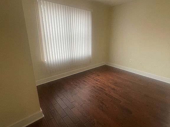 5th image of 1712 N Gratz St Unit B-1