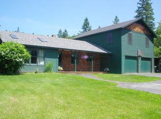 110 Dimick Rd, East Hardwick, VT 05836