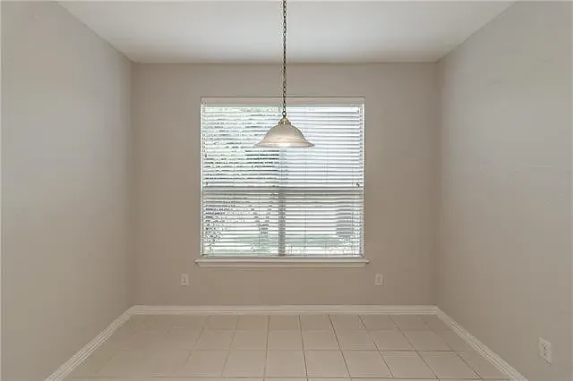 4600 Southpointe Dr — Photo 13