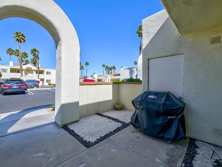 43754 Avenida Alicante — Photo 25