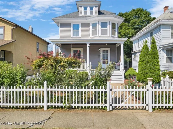 37 S Grand Avenue, Poughkeepsie, NY 12603