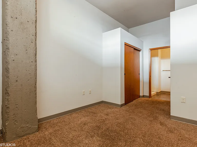 Mercantile Lofts — Photo 4