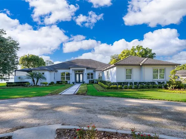 5203 Dora Dr, Mount Dora, FL 32757