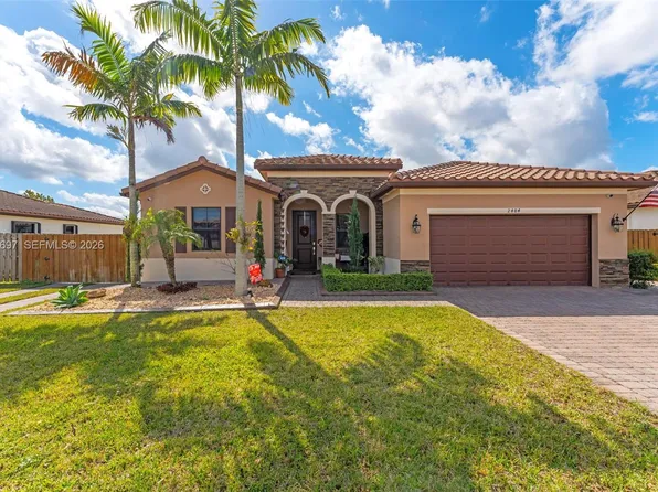 2484 SE 2nd St, Homestead, FL 33033