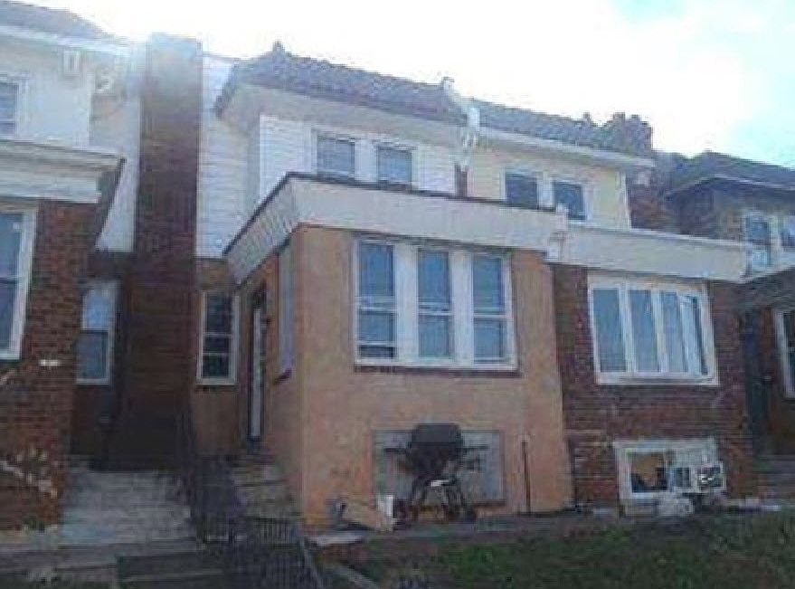 1st image of 614 E Wyoming Ave
