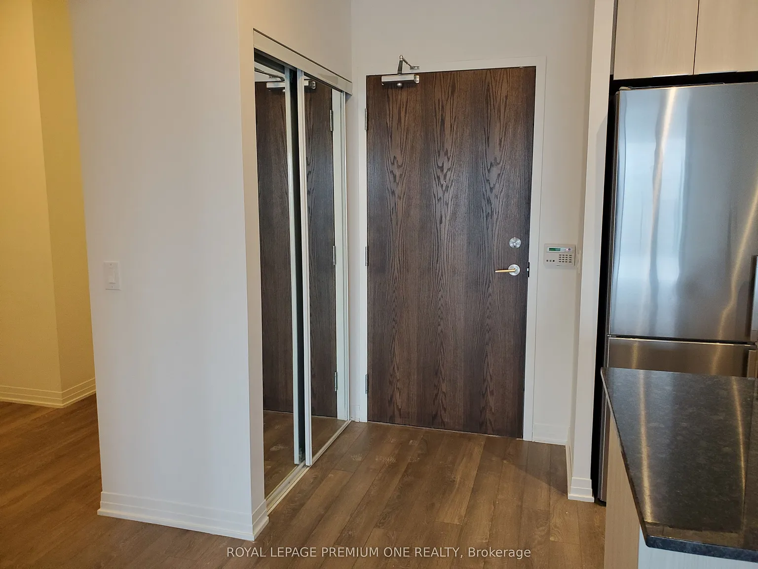 1 bed, $2,395 — Photo 3