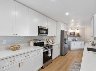 10647 W Campana Dr, Sun City, AZ 85351