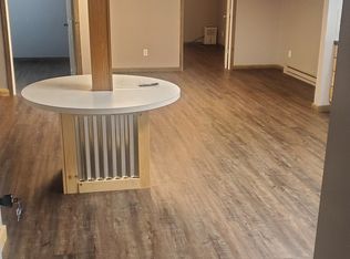 230 E Columbia St #6, Flora, IN 46929