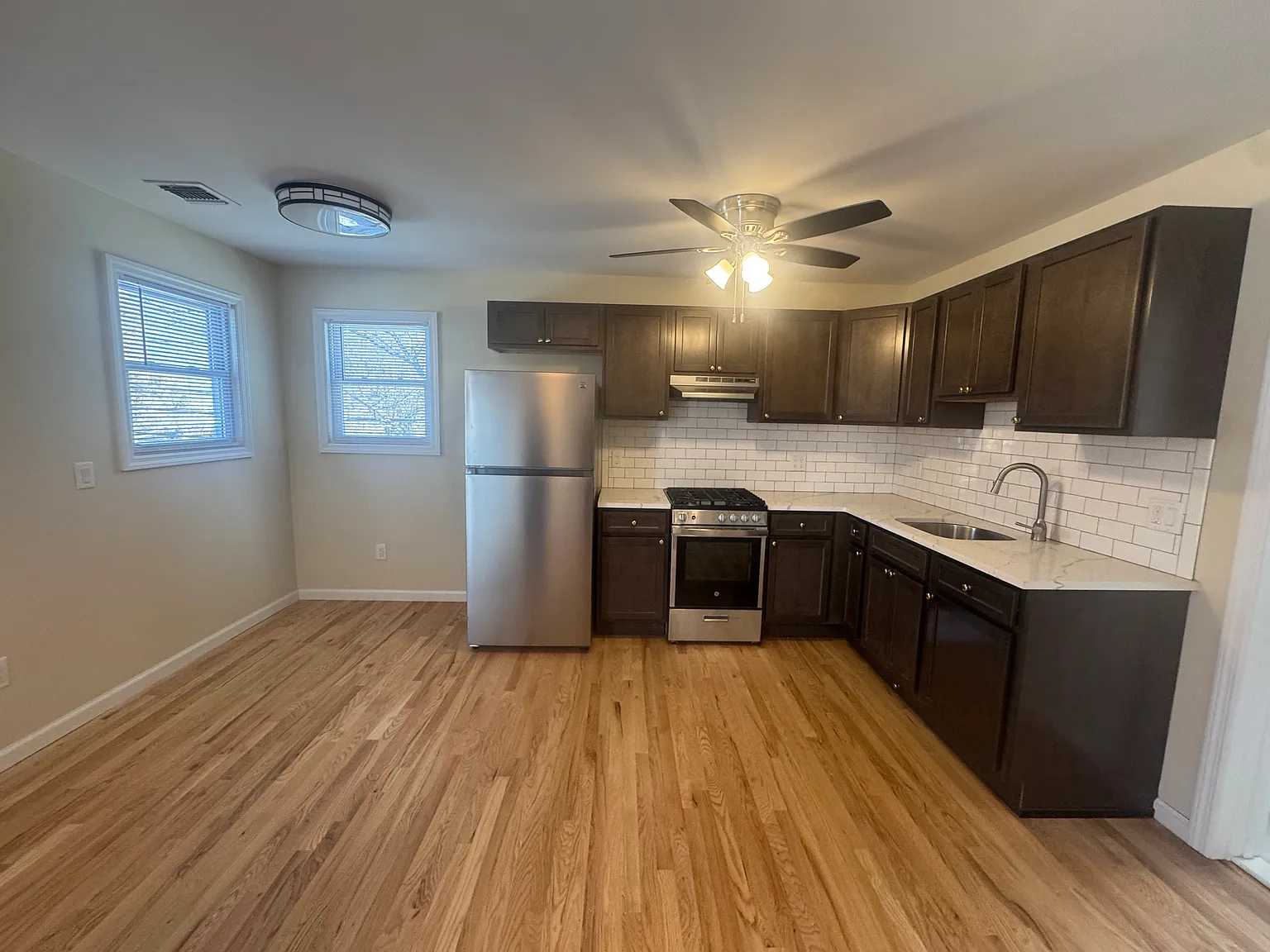 Spinner Ln, Commack — Photo 1