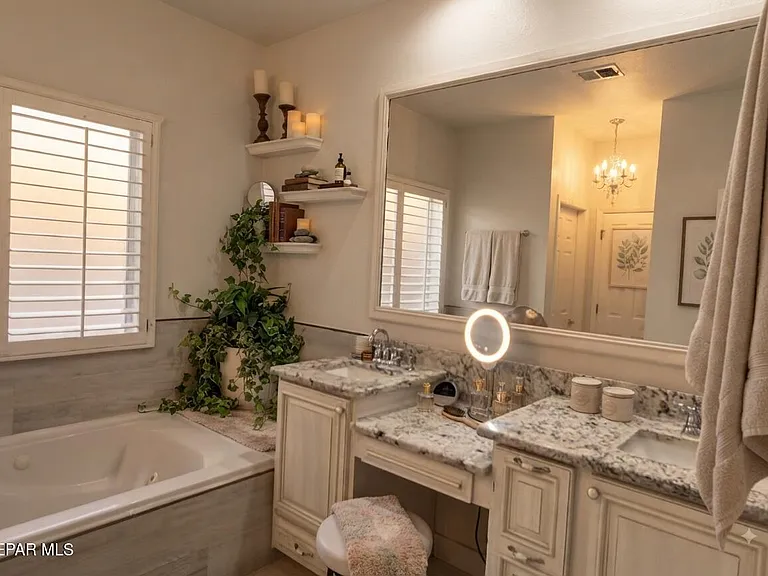 7390 Camino Del Sol Dr — Photo 10