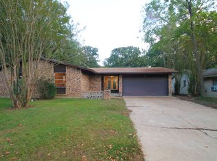 3455 W Houston St, Paris, TX 75460