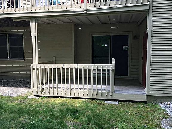 3rd image of 112 Trellis Dr