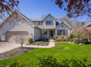 749 Ravenhill Rd, Northfield, OH 44067