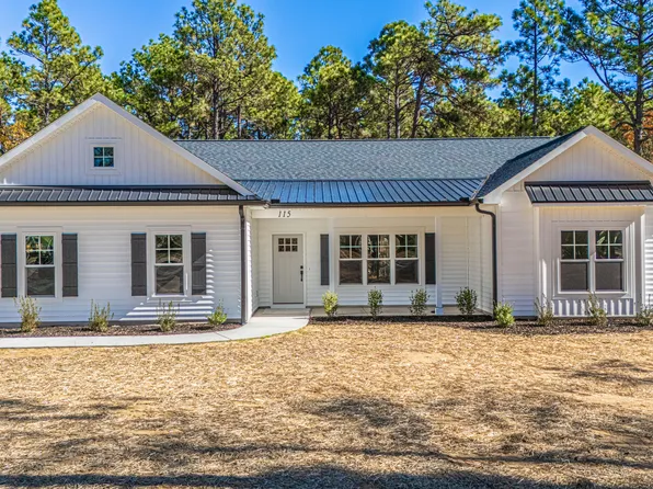 115 Sandy Place, Pinebluff, NC 28373