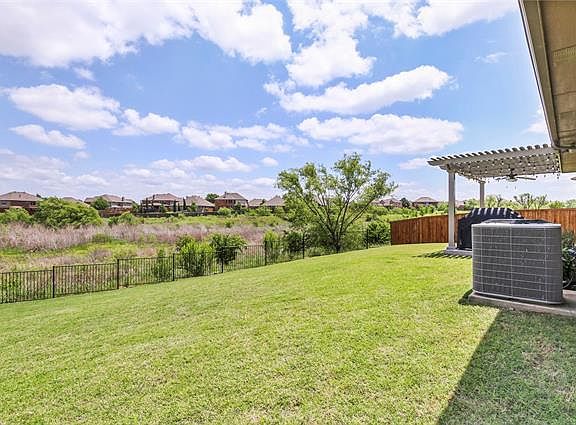 5th image of 12852 Breckenridge Ct