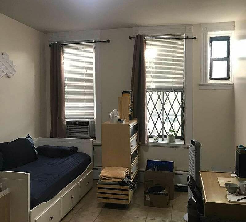 1st image of 26-18 Hoyt Ave S #2