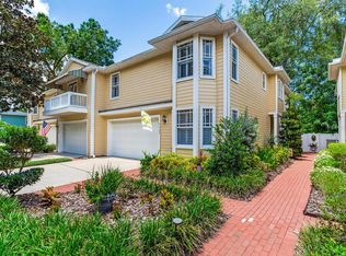 902 Lumsden Reserve Dr, Brandon, FL 33511