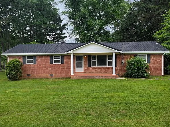 4255 Eastbrook Rd, Estill Springs, TN 37330