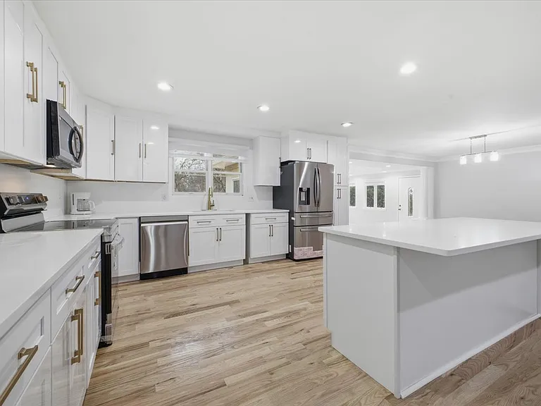 3616 Magnolia Dr — Photo 35