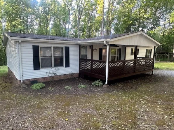 717 Old Hickory Ln, Chatham, VA 24531