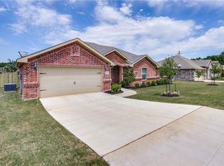 3716 Cecelia Ln, Forest Hill, TX 76140