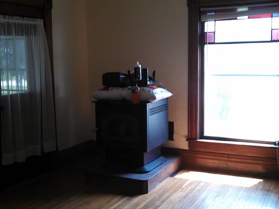 4th image of 1434 Linwood Ave