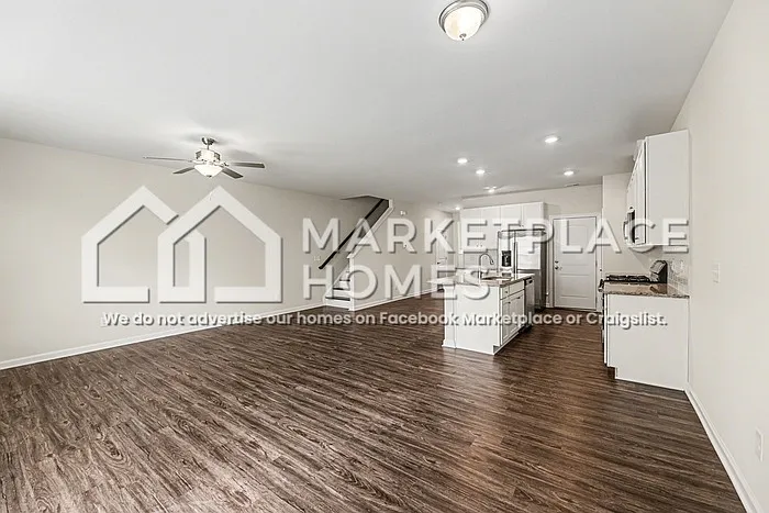 1216 Alston Ridge Ct — Photo 8