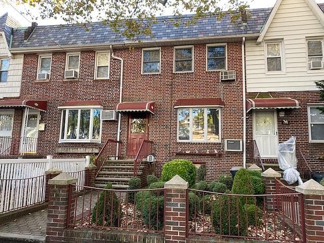 1st image of 1750 E 32nd St
