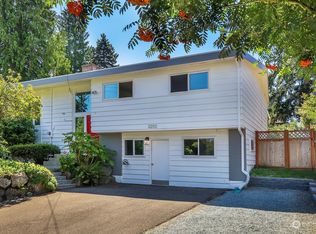 8202 Sierra Dr, Edmonds, WA