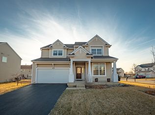 1627 Balboa Dr, Minooka, IL 60447