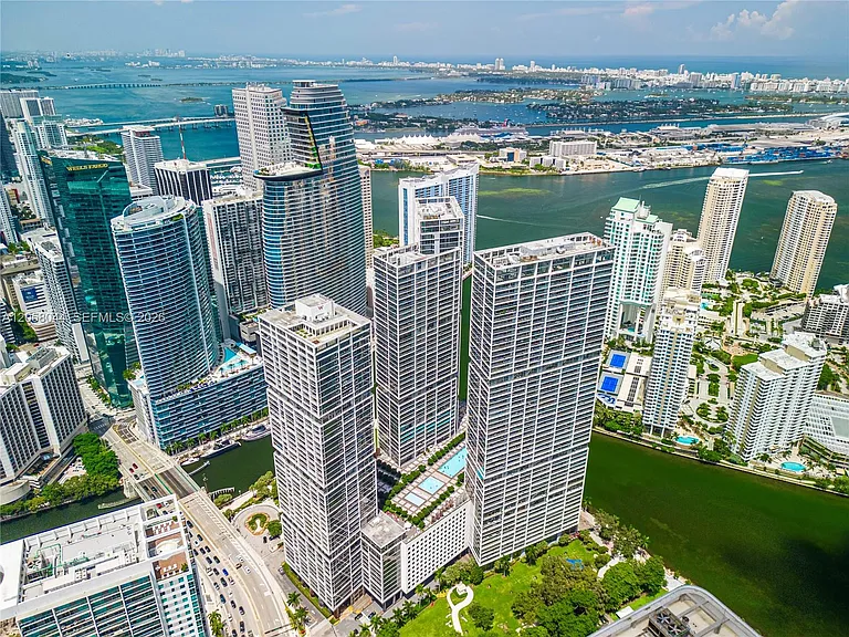 475 Brickell Ave #5013 — Photo 33