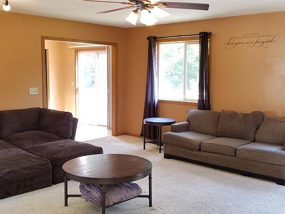 3rd image of 2710 E Rum River Dr S