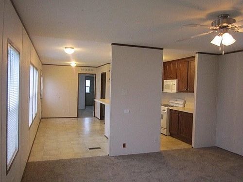 4th image of 36415 Bernard Dr