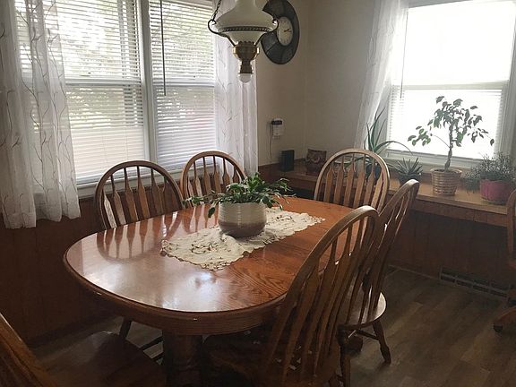 5th image of 2708 Wright Ave