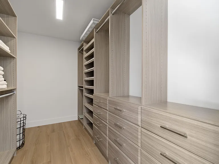 820 Canary Walk — Photo 13